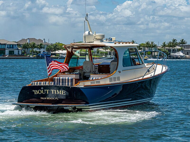 2015 Hinckley Picnic Boat 37 MKIII
