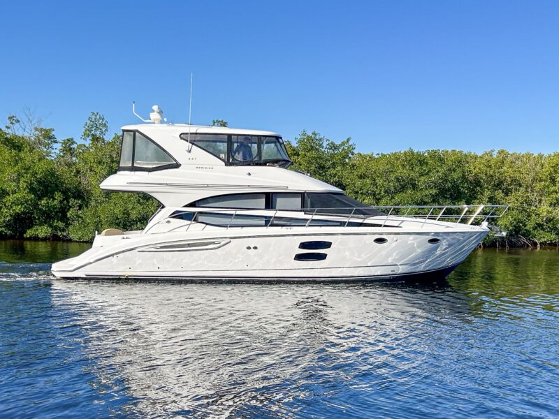 2015 Meridian 441 Sedan