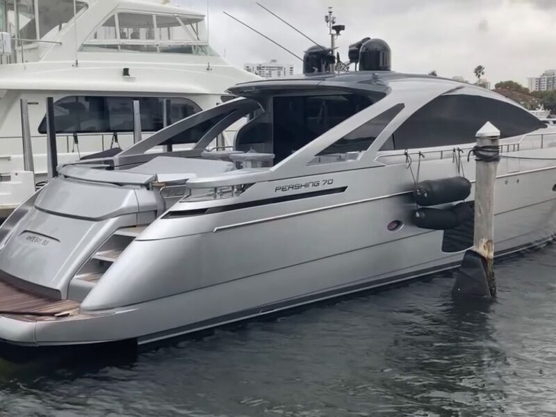 2015 Pershing 70