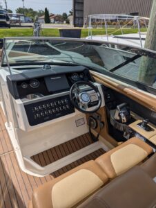 2015 Sea Ray SLX 350 for sale - photo 4
