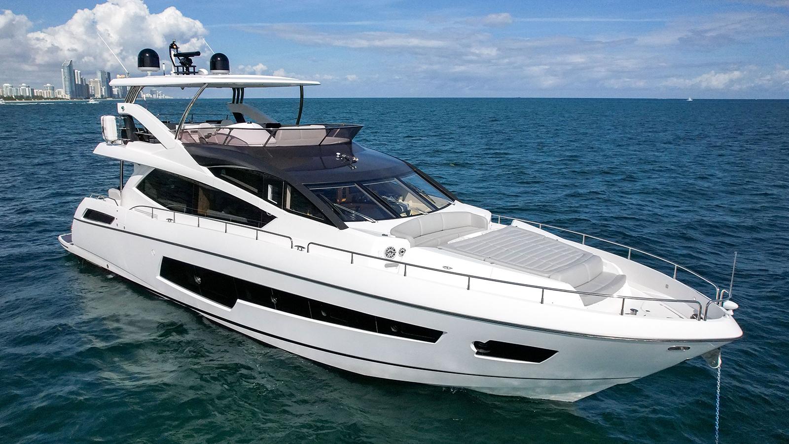2015 Sunseeker 75 Yacht for sale