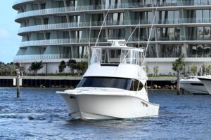 2015 Tiara Yachts 48 Convertible for sale - photo 2