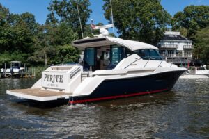 2015 Tiara Yachts C44 Coupe for sale - photo 6
