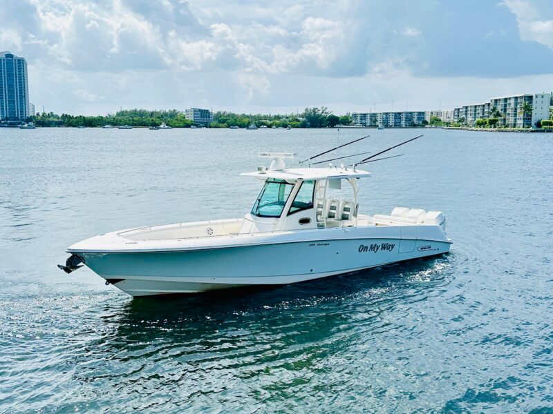 2016 Boston Whaler 350 Outrage