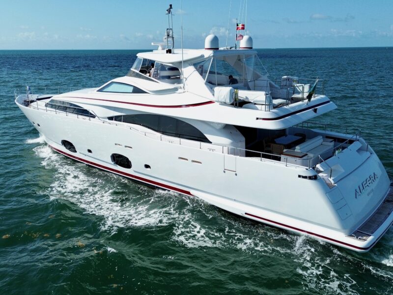 2016 Ferretti Yachts Ferretti Custom Line