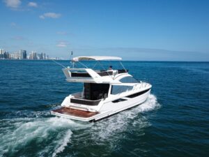 2016 Galeon 420 Fly for sale - photo 2