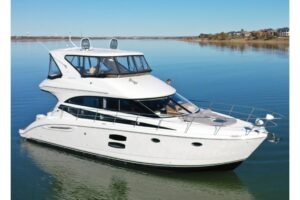 2016 Meridian 441 Sedan for sale - photo 2
