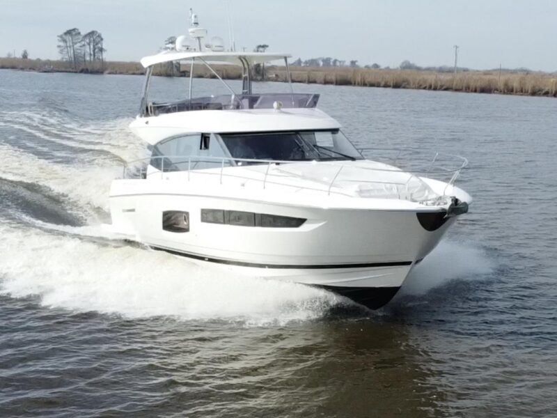 2016 Prestige 550
