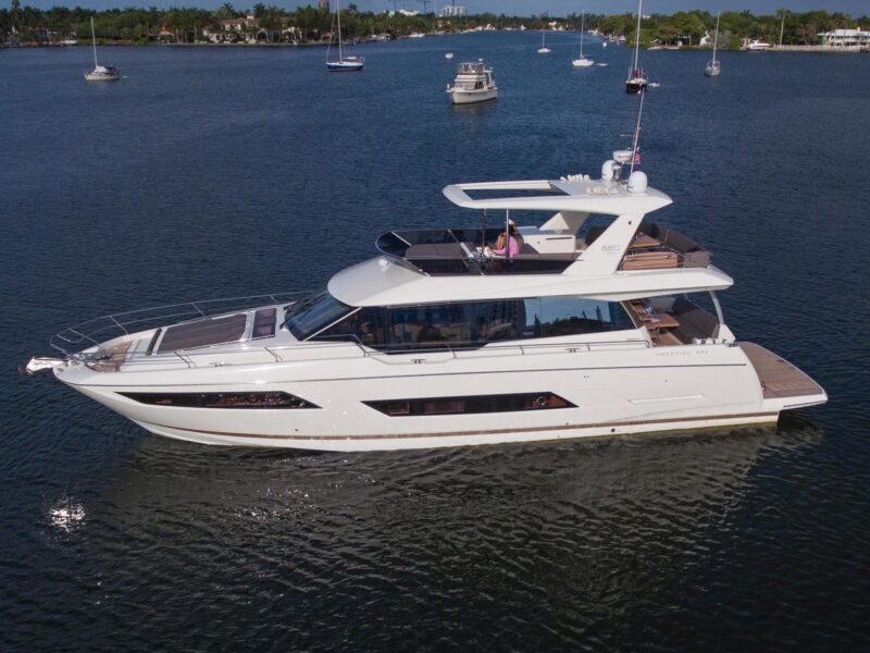 2016 Prestige 680