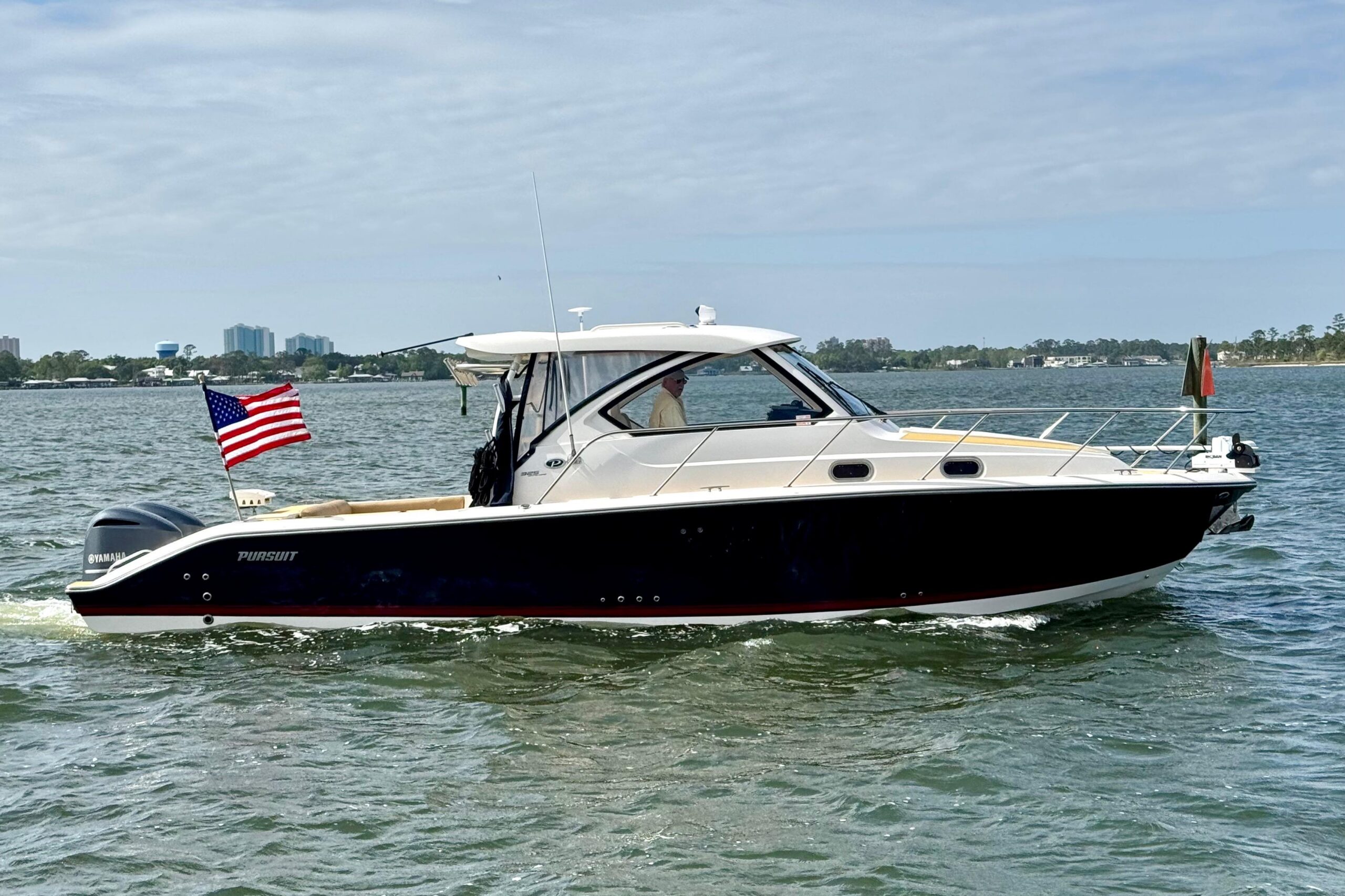 2016 Pursuit OS 325 Offshore for sale