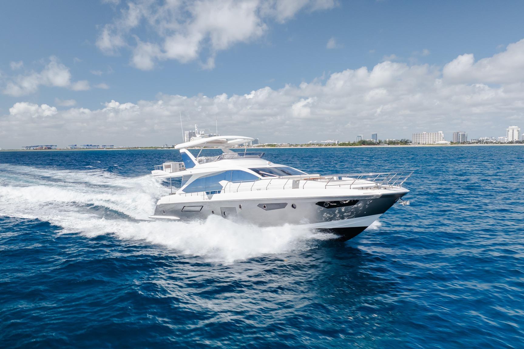 2017 Azimut Fly 72 for sale