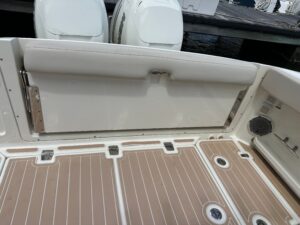 2017 Boston Whaler 320 Vantage for sale - photo 3