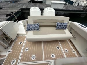 2017 Boston Whaler 320 Vantage for sale - photo 4