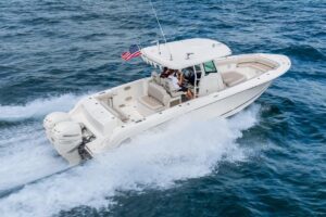 2017 Boston Whaler 330 Outrage for sale - photo 3