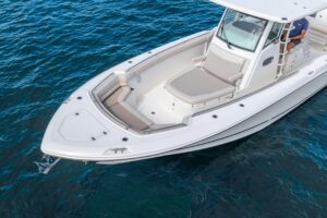 2017 Boston Whaler 330 Outrage for sale - photo 4