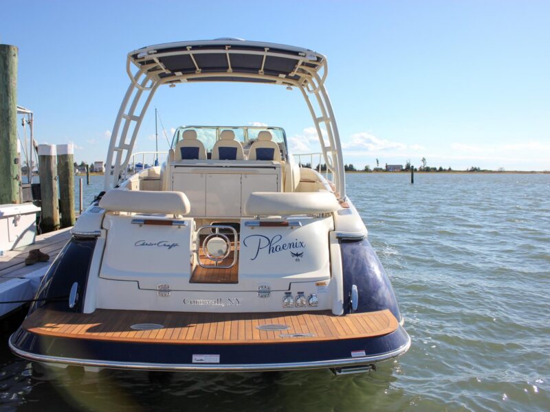2017 Chris-Craft Launch 38