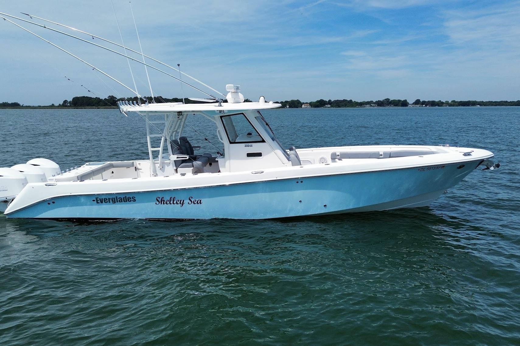 2017 Everglades 355 Center Console for sale