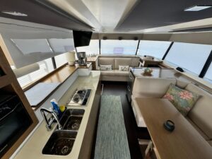 2017 Fountaine Pajot Motor Yacht 37 for sale - photo 5
