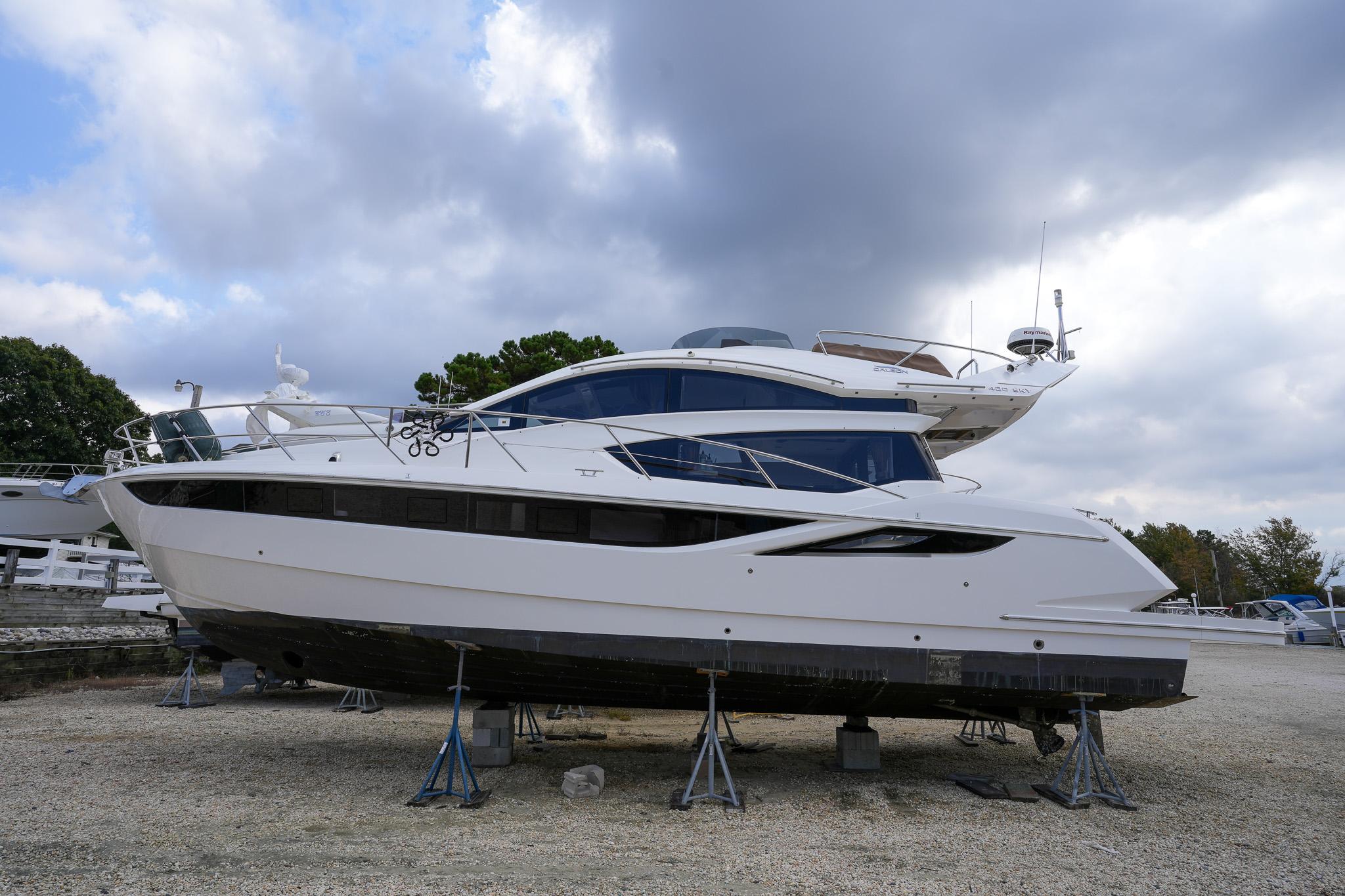 2017 Galeon 43 SKY for sale