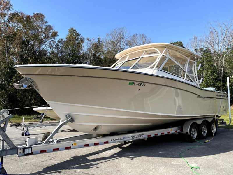 2017 Grady-White Freedom 307