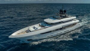 2017 Mangusta oceano 42 for sale - photo 5
