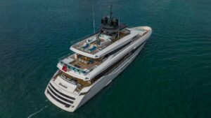 2017 Mangusta oceano 42 for sale - photo 6
