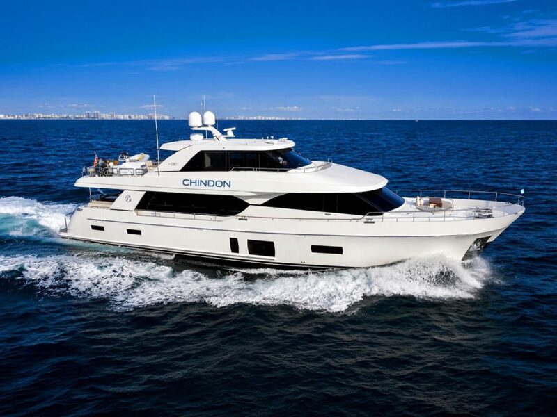 2017 Ocean Alexander 100 Motoryacht