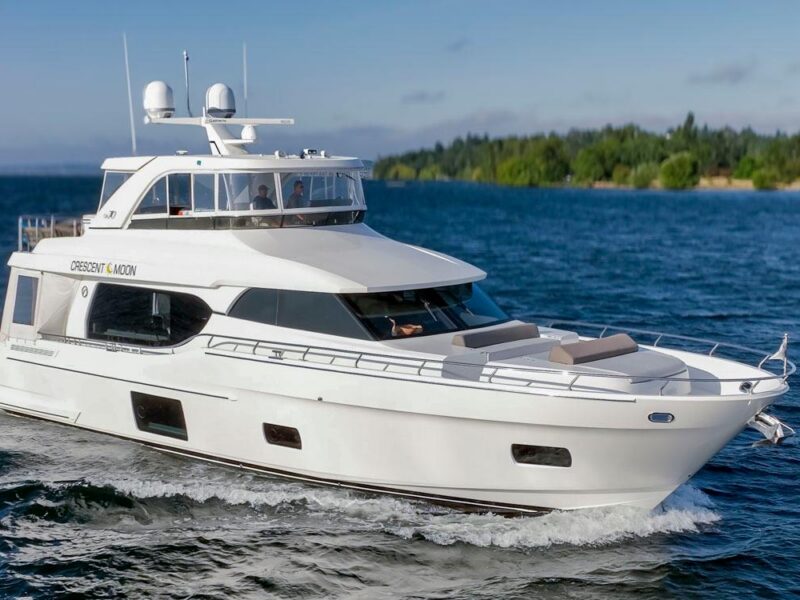 2017 Ocean Alexander 70E Motoryacht
