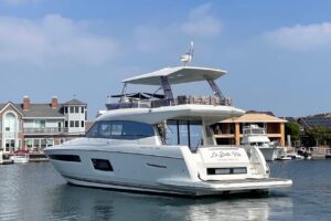 2017 Prestige 560 for sale - photo 7