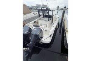 2017 Robalo R302 Center Console for sale - photo 2