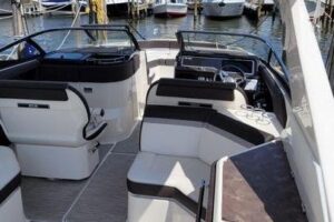 2017 Sea Ray SLX 310 for sale - photo 8