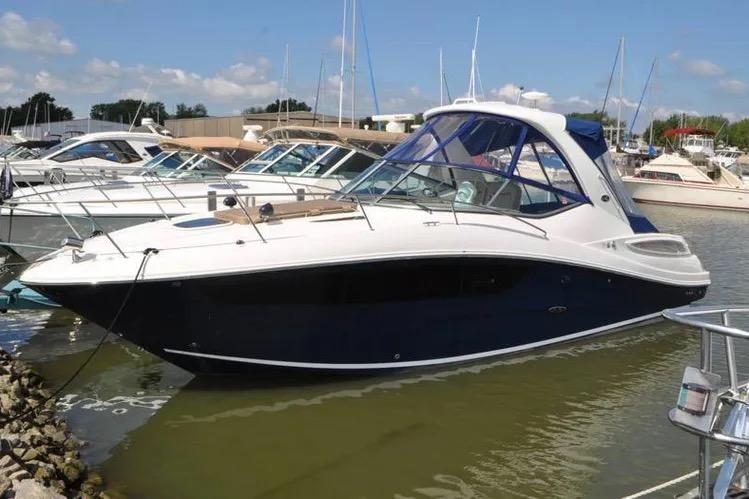 2017 Sea Ray Sundancer 330