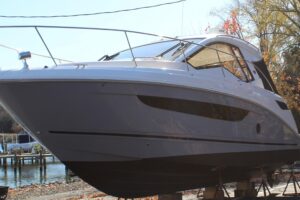 2017 Sea Ray Sundancer 350 Coupe for sale - photo 6