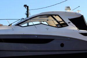 2017 Sea Ray Sundancer 350 Coupe for sale - photo 7