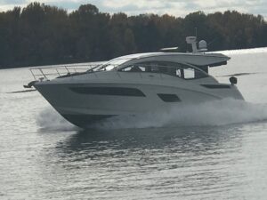 2017 Sea Ray Sundancer 400 for sale
