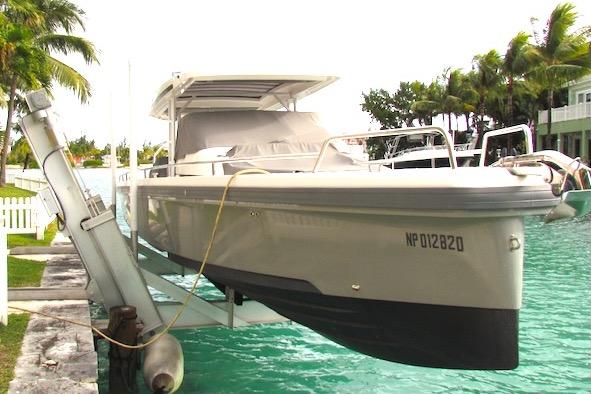 2018 Axopar 37 Sun-Top