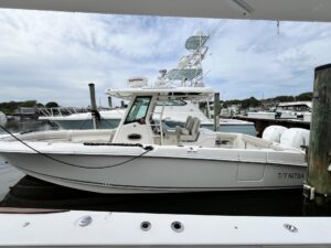 2018 Boston Whaler 330 Outrage for sale