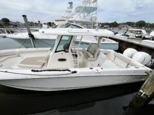 2018 Boston Whaler 330 Outrage for sale - photo 2
