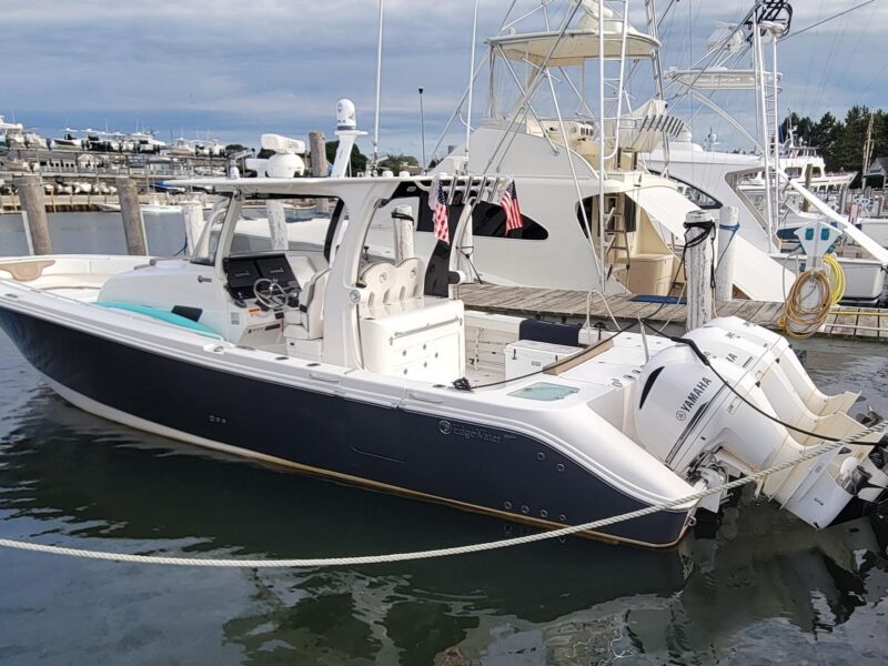 2018 Edgewater 370CC