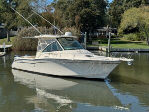 2018 Grady-White Express 330 for sale - photo 3