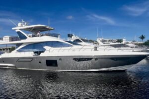 2019 Azimut Fly 72 for sale - photo 2