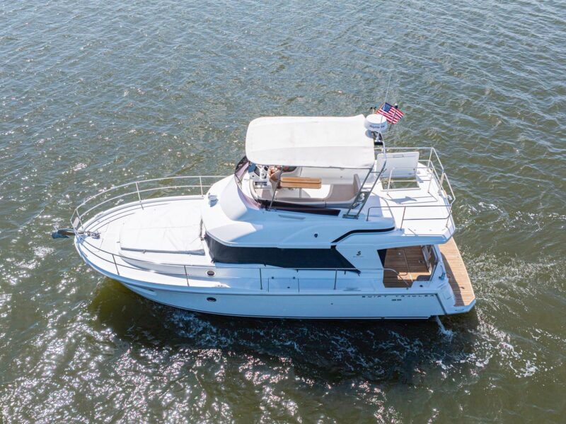 2019 Beneteau Swift Trawler 35