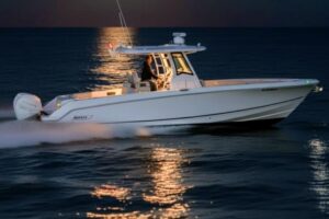 2019 Boston Whaler 330 Outrage for sale - photo 5