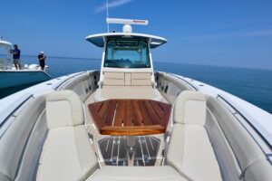 2019 Boston Whaler 380 Outrage for sale - photo 4
