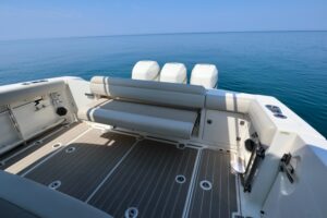 2019 Boston Whaler 380 Outrage for sale - photo 7