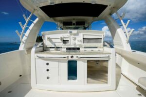 2019 Boston Whaler 420 Outrage for sale - photo 2