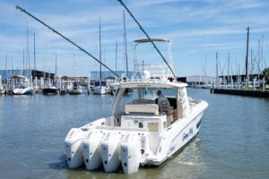 2019 Boston Whaler 420 Outrage for sale - photo 3