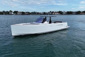 2019 Fjord 40' Open for sale - photo 3