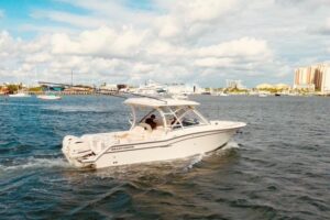 2019 Grady-White Freedom 325 for sale - photo 2