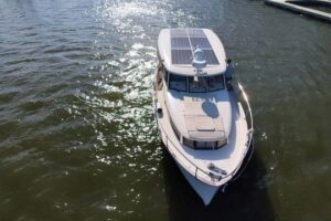 2019 Greenline 33 Hybrid - Great Loop Edition for sale - photo 6